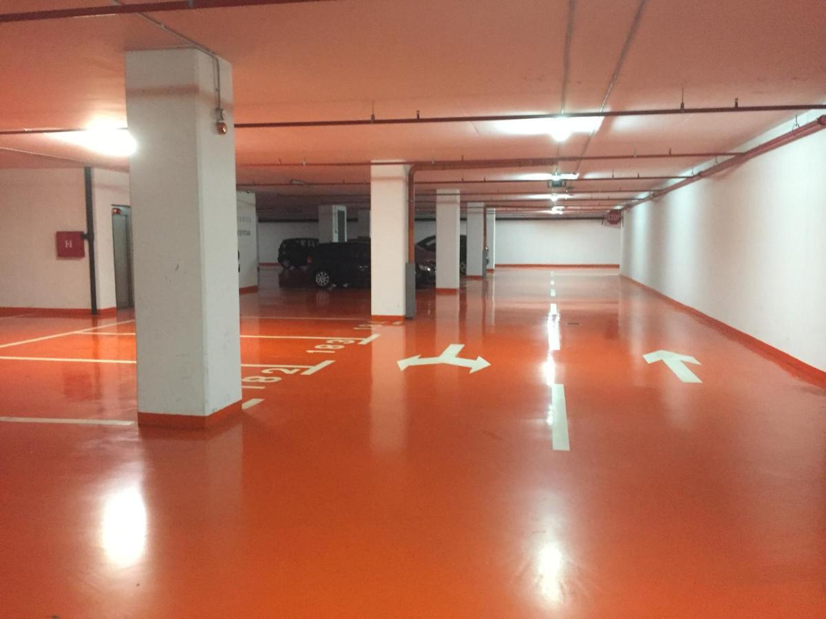Studio Apartman Krila Wings- Parking In Garage Загреб Екстериор снимка