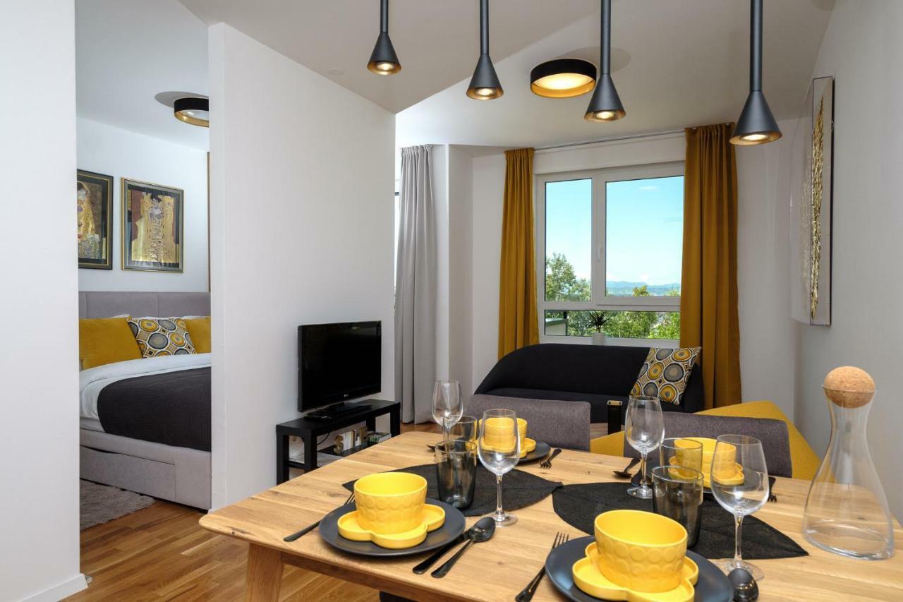 Studio Apartman Krila Wings- Parking In Garage Загреб Екстериор снимка